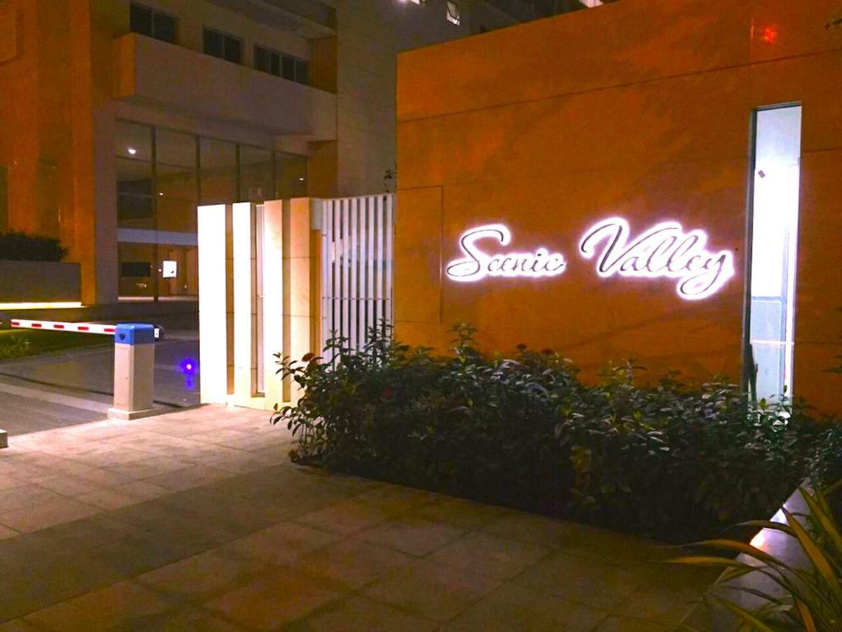 Căn hộ Diamond Scenic Valley Condotel *